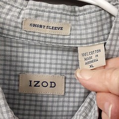 Izod Men’s Short Sleeve Shirt Size XL, Button up, Collar, Pocket, Easy Care