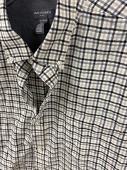 Van Heusen plaid button-down shirt size XL. Long sleeve. 55/45 cotton/poly. EUC
