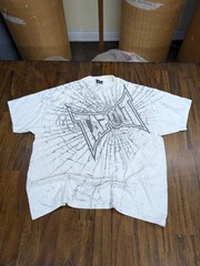 Vintage Y2K Tapout T Shirt Men XL White Shattered Broken Glass MMA Graphic Tee