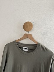 General Admission Green Long Sleeve Shirt Size Large *pinhole*