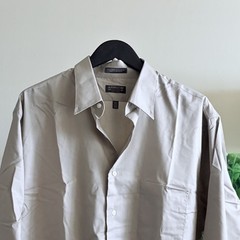 EUC Arrow Regular Men Button Down Shirt Dress Shirt 17 – 17 ½ Neck 34/35 Sleeve