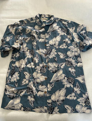 Tommy Bahama Button Shirt Mens Medium Blue Floral Silk Short Sleeve Beach Boho