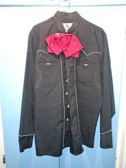XL Men’s Black Solid Western/Mexican Mariachi Shirt w/ Red Bow Tie