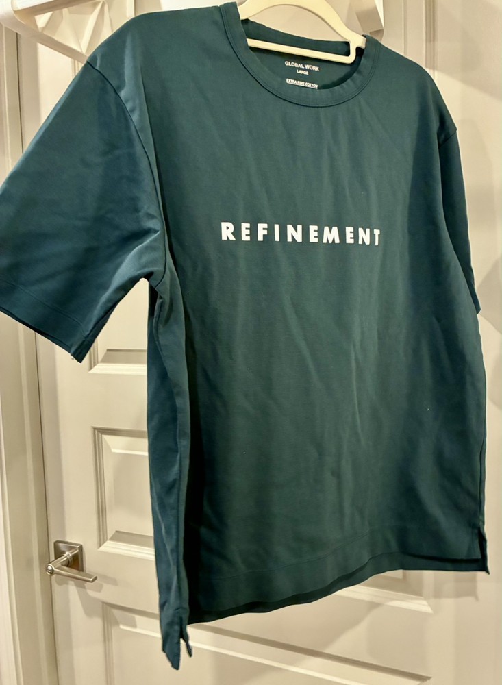 Global Work Refinement Graphic T Extra Fine Cotton Minimalist Streetwear EUC