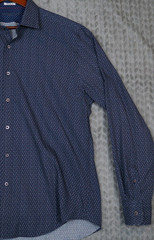 Bugatchi Uomo Button Down Mens XL Navy Blue Geometric Shaped Fit Long Slv Cotton