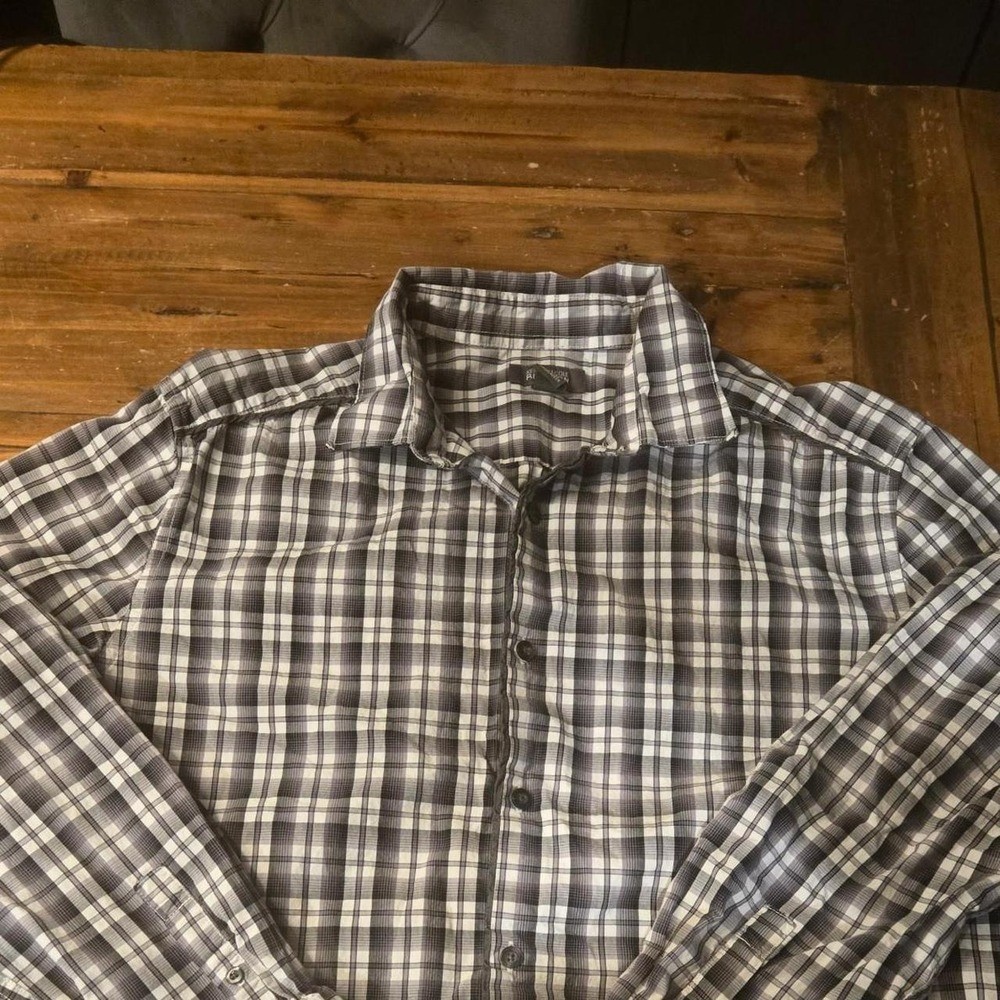 Filed & Stream Mens Plaid Button Down Shirt Grey Black White Long Sleeve Casual