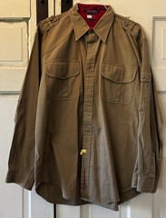 TOMMY HILFIGER Vintage 90’s Patch Pocket Field Shirt in Army Khaki Size L G/G