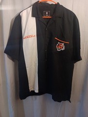 Cincinnati Bengals Stitched Bowling Shirt Button-up Size XL NFL Team Apparel