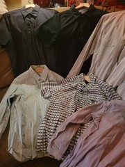 #2 Men’s Button-Down Shirt, Size medium. 8 pack. Many brands men’s shirts