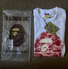 A Bathing Ape BAPE Ape Head Logo Graphic White Crew Neck T-Shirt Men’s L