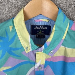 Chubbies Shirt Men’s Small Multi-Colored Abstract AOP Short Sleeve Button Up