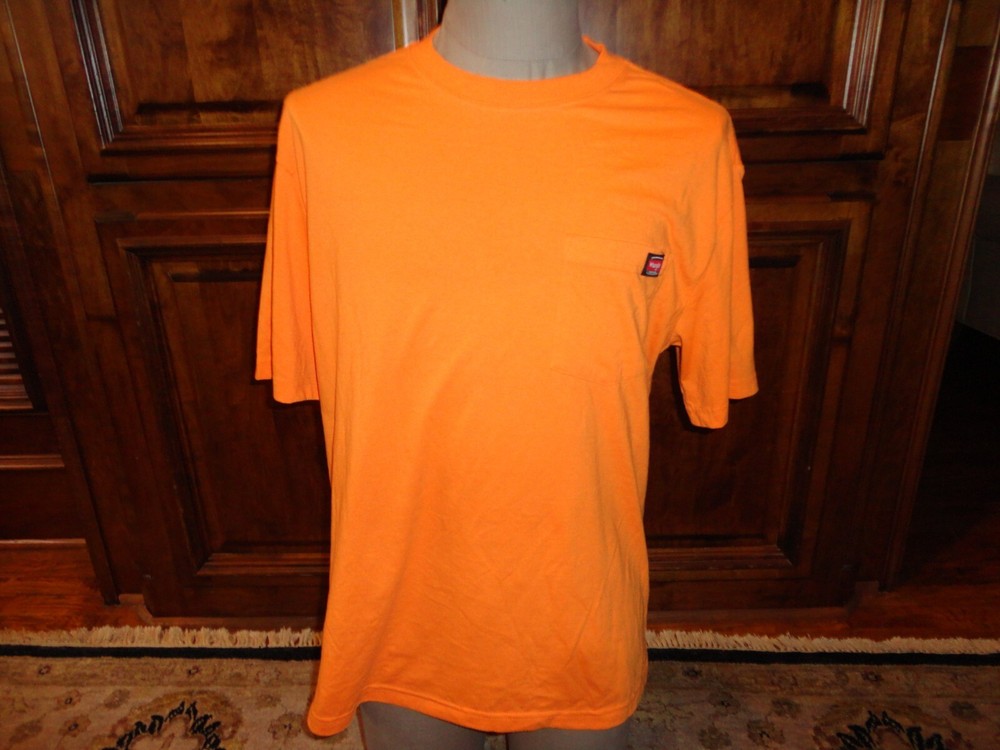 Wrangler Workwear Solid Blank POCKET Crew T-shirt Adult L 65-35 Poly Cotton Nice