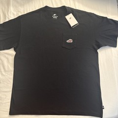 Nike Mens Max90 Shoe Patch Pocket Tee – Sz Lg – Black – Loose Fit – NWT