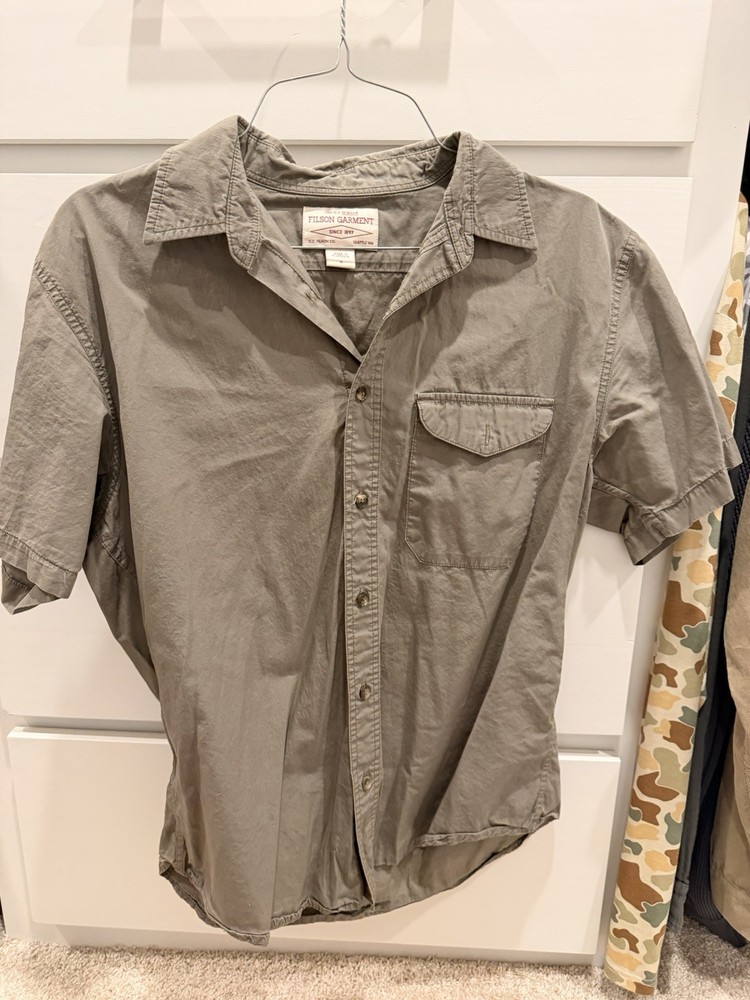 Filson Men’s Button Down Medium