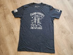 Grunt Style T Shirt Men Large Gray Surrounded By Snowflakes Military Club Memb