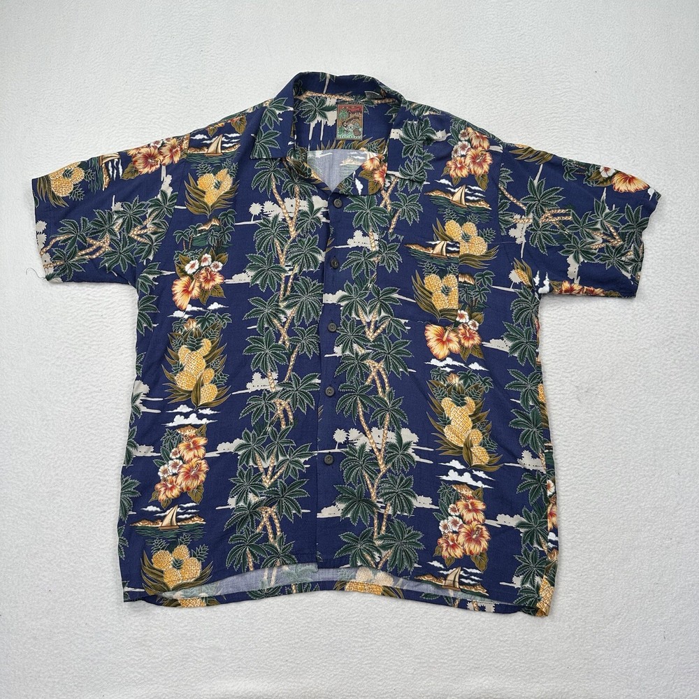 Pineapple Connection Hawain Men’s Button Down SS Shirt Size Medium Floral