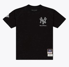 Large – Mitchell & Ness x Jay-Z30 Reasonable Doubt Tee New York Yankees Jay-Z