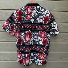 Kau Kauwa Men’s Sz Lg Hawaiian Style Shirt Red & Black Floral, 100% Cotton, GUC