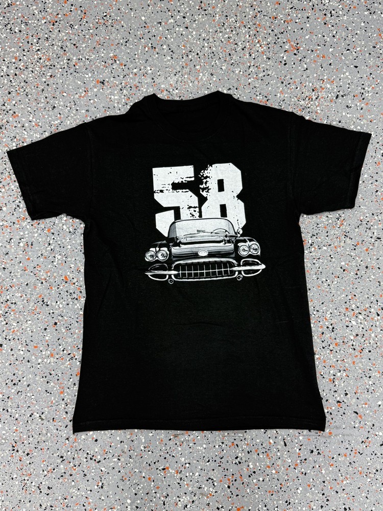 1958 Chevy Corvette Front Grill View With Year T-Shirt – M