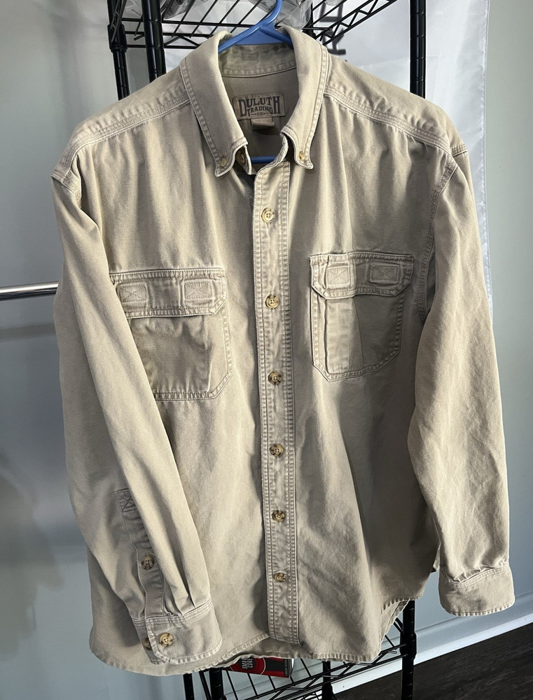 Duluth Trading Co Men’s Beige Solid Button-Up Button-Down Collar Pockets M LS