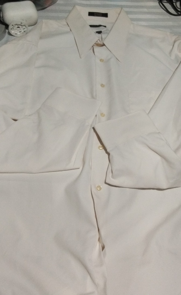 Van Heusen White 100% Polyester Microfiber Dress Shirt 17.5 34/35 Regular