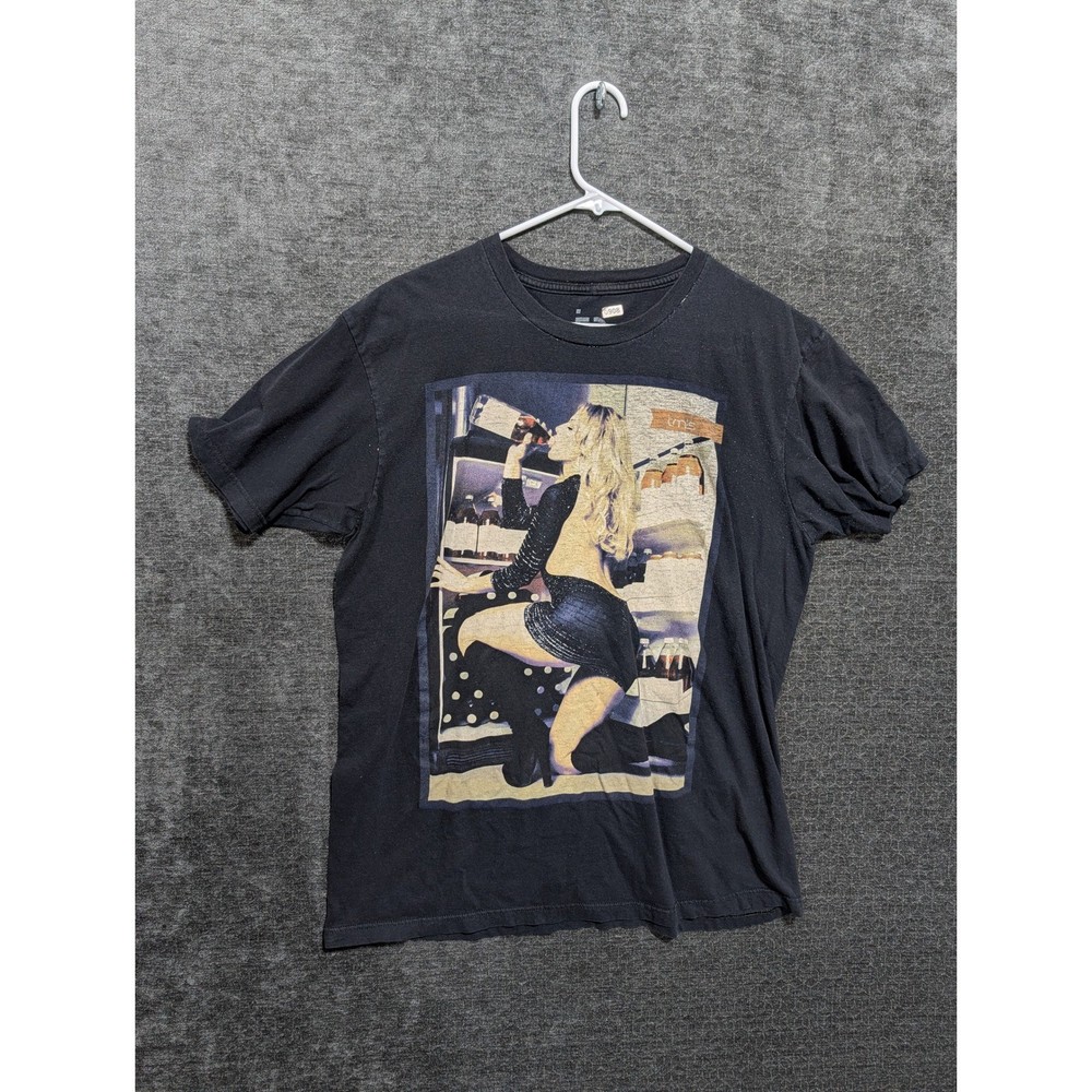 TMLS Too Many Loose Strings Graphic Tee Black Mens Large Convenience Store Print