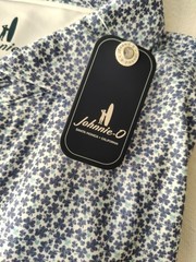 NWT MEDIUM Johnnie O Four Leaf Featherweight Polo MSRP $110