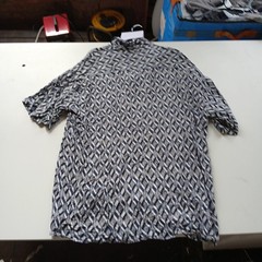 Blue and White Geometric Pattern Button-Up Shirt AJL052