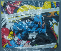 OFFICIAL MARVEL SPIDERMAN CAPTIAN AMERICA RIPPED PANELS T-SHIRT CREAM L SEALED