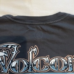 Volcom Stone Ghost Skeleton World Tour Medium T-Shirt – 100% Cotton