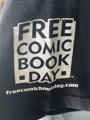 Marvel Infinity Thanos Free Comic Book Day 2013 T-Shirt M NWOT Mad Engine