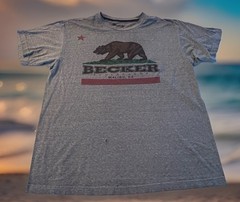 Becker Surfboards Malibu CA Bear Flag Graphic T-Shirt L Gray California Surf Tee