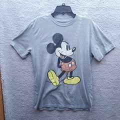 Disney Men’s L Gray Mickey Mouse Embossed Vintage T-Shirt 22.25″ 27″ 8.5″