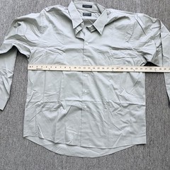EUC Arrow Regular Men Button Down Shirt Dress Shirt 17 – 17 ½ Neck 34/35 Sleeve
