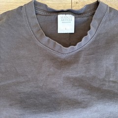 Maison Article Premium Essentials Tee Mens Size Large Streetwear Lot Flaw
