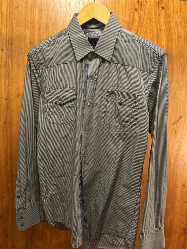 7 Diamonds men’s Small Snap button Long sleeved Shirt