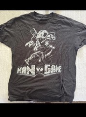 Twitch Man vs Game Video Game Graphic Gray Crew Neck Short Sleeve Knit Tee L