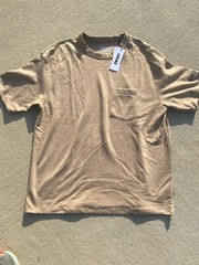 DKNY men’s Small T-shirt short sleeve oversized beefy fabric with pocket