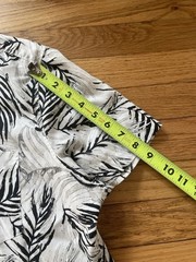 Marc Anthony Men’s Shirt Size XL White Tropical Hawaiian Luxury Slim Fit Comfort