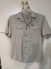 Field & Stream Button down Short Sleeve Fishing Shirt small