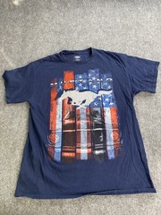 Ford Mustang T Shirt Men L Graphic Blue Licensed USA Flag Patriotic Muscle Car