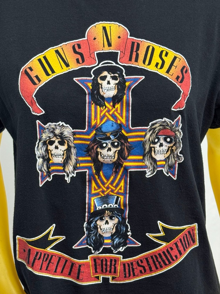 Guns N’ Roses Appetite for Destruction Cross Graphic T-Shirt Black Size S