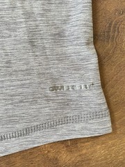 Layer 8 Men’s Large Quick Dry Performance T-Shirt Grey Short Sleeve Athletic