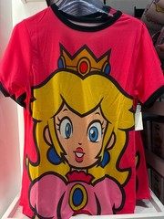 Universal Studios Super Nintendo World Princess Peach Shirt NWT