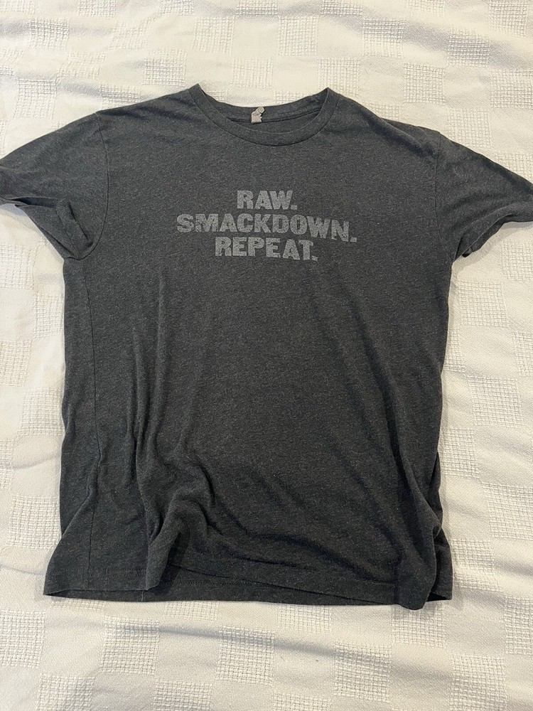 WWE Raw Smackdown Repeat USA Network LARGE L T-shirt WWF