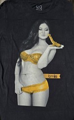 TMLS Too Many Loose Strings MEDIUM Black Graphic Print T Shirt LINGERIE WIFEY