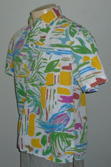 Chubbies The Nutter Parrot Tropical Pullover Hawaiian Shirt Men Medium