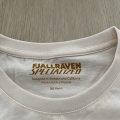 Fjallraven X Specialized Eggshell Off White Pocket T-Shirt Men’s XS Zip Pocket
