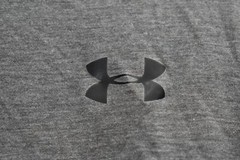 Under Armour Men Solid Gray Short Sleeve Scoop Neck Loose Fit Heatgear T-Shirt M