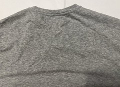 Buttoned Down Men’s Medium Gray Vneck Solid Color Shirt